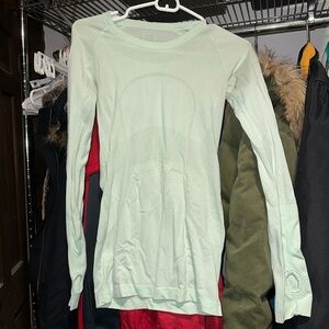 Lululemon Swiftly Tech shirt